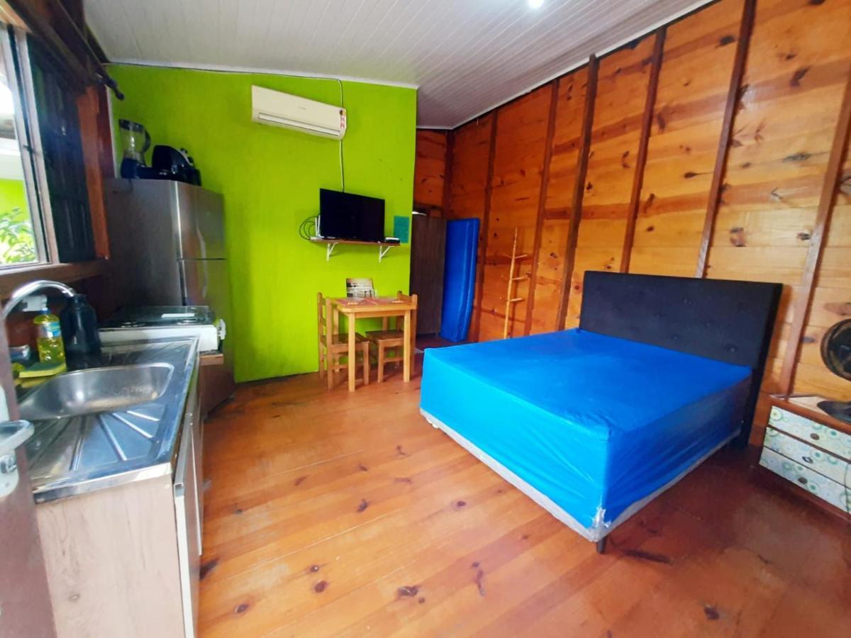 827 Chale Pe Na Areia, Completo Na Praia Do Estaleiro Em Ubatuba - 1 Dormitorio, 1 Banheiro, 1 Vaga De Garagem מראה חיצוני תמונה