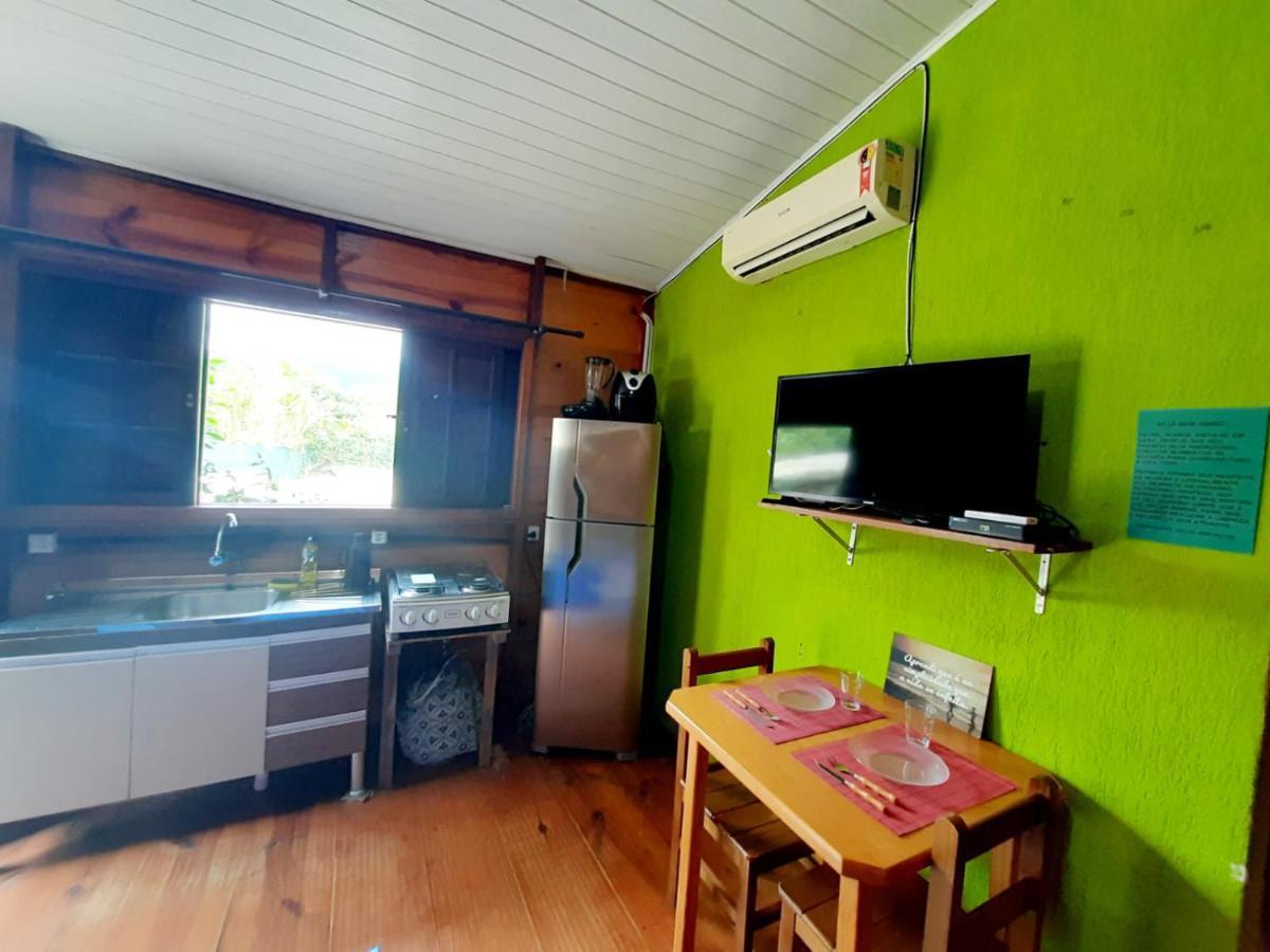 827 Chale Pe Na Areia, Completo Na Praia Do Estaleiro Em Ubatuba - 1 Dormitorio, 1 Banheiro, 1 Vaga De Garagem מראה חיצוני תמונה