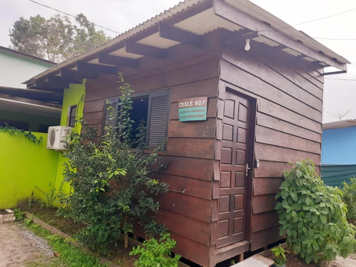 827 Chale Pe Na Areia, Completo Na Praia Do Estaleiro Em Ubatuba - 1 Dormitorio, 1 Banheiro, 1 Vaga De Garagem מראה חיצוני תמונה